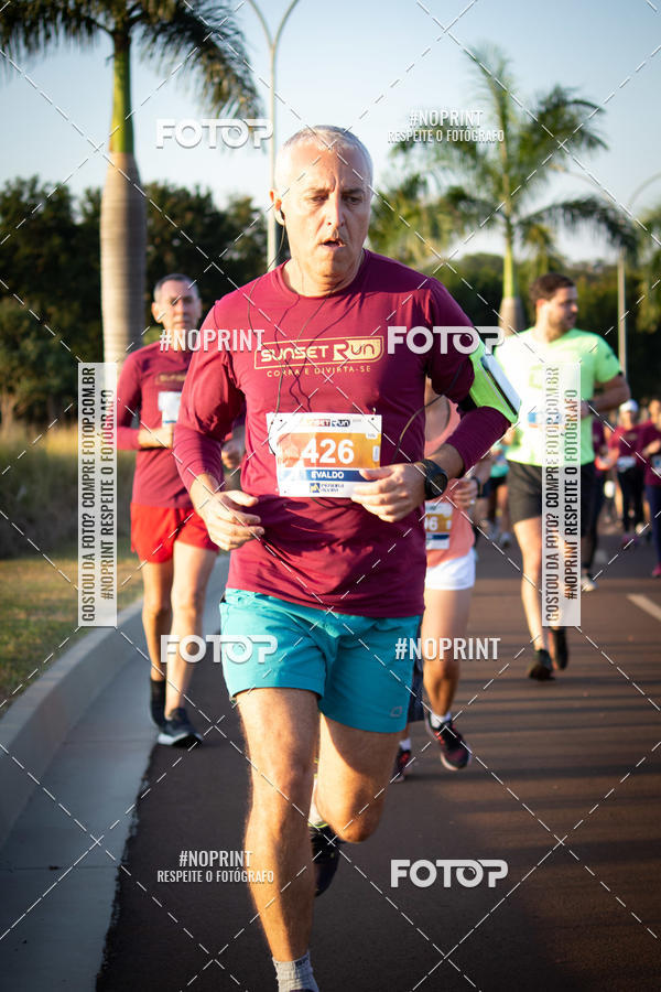 Buy your photos of the eventSunset Run 2019 on Fotop