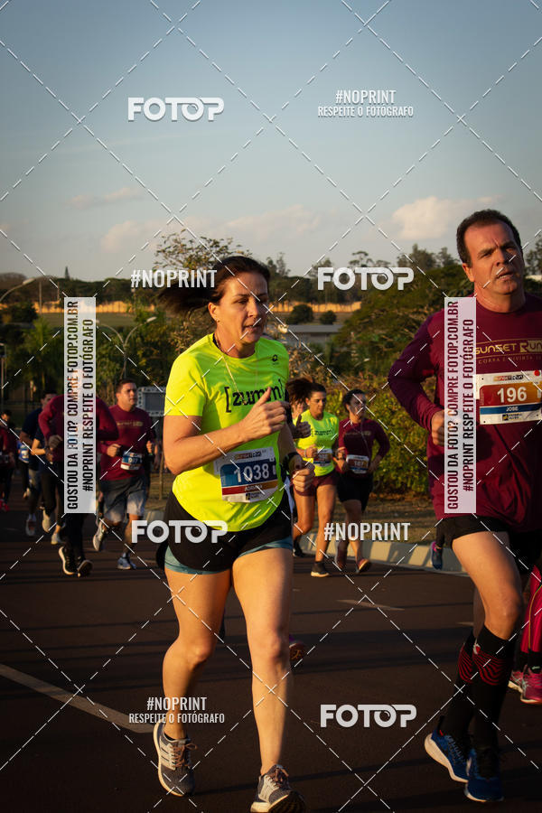 Buy your photos of the eventSunset Run 2019 on Fotop
