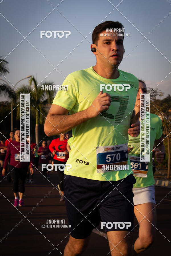 Buy your photos of the eventSunset Run 2019 on Fotop
