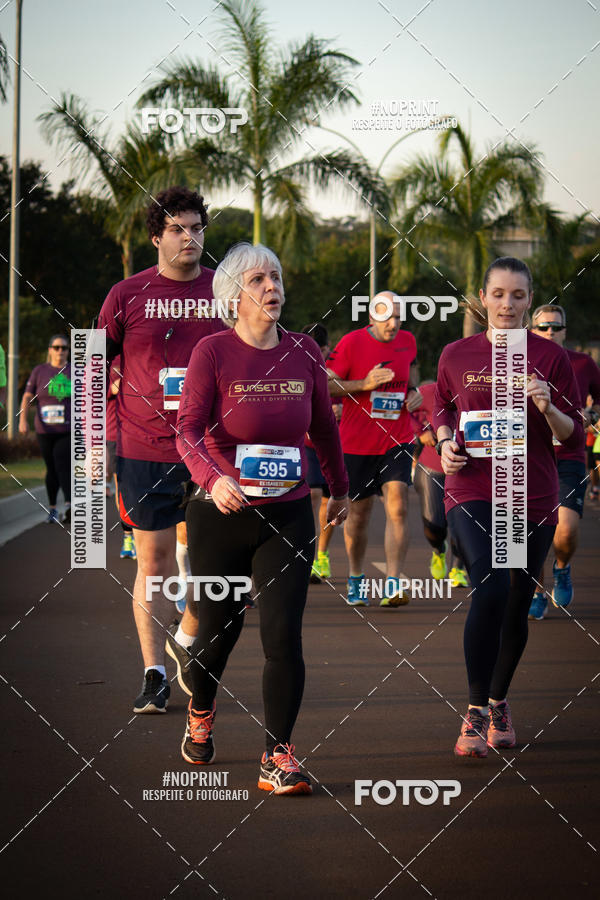 Buy your photos of the eventSunset Run 2019 on Fotop