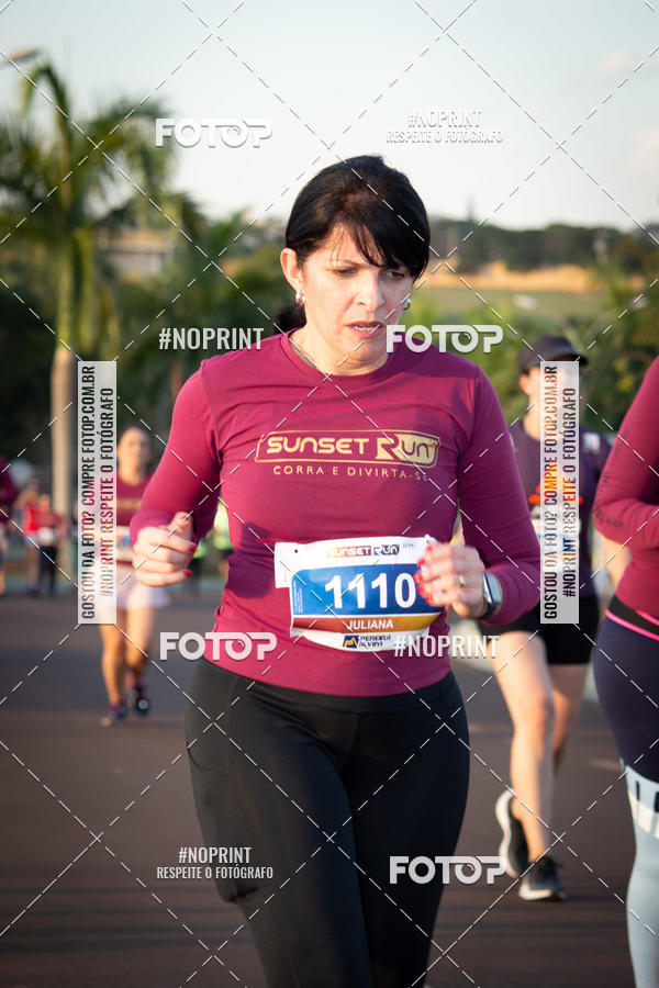 Buy your photos of the eventSunset Run 2019 on Fotop