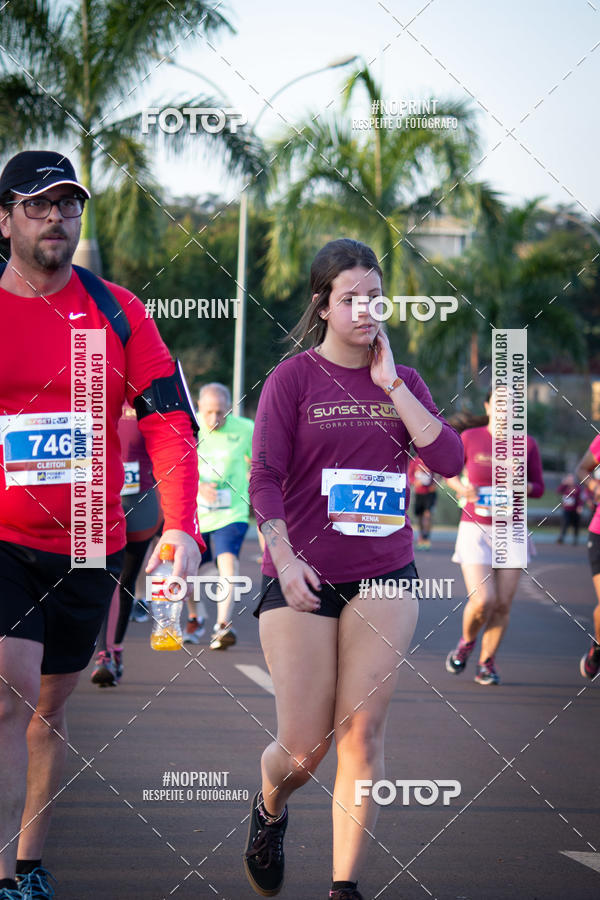 Buy your photos of the eventSunset Run 2019 on Fotop