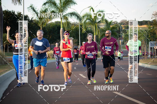 Buy your photos of the eventSunset Run 2019 on Fotop
