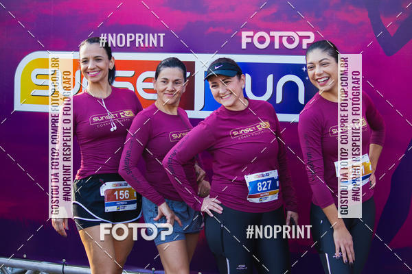 Compre as suas fotos do eventoSunset Run 2019 no Fotop