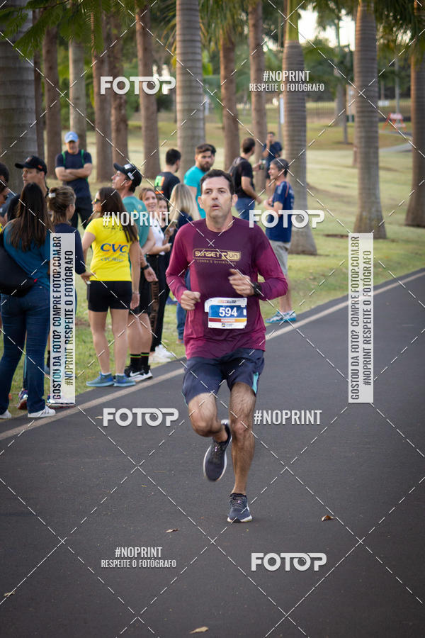 Buy your photos of the eventSunset Run 2019 on Fotop