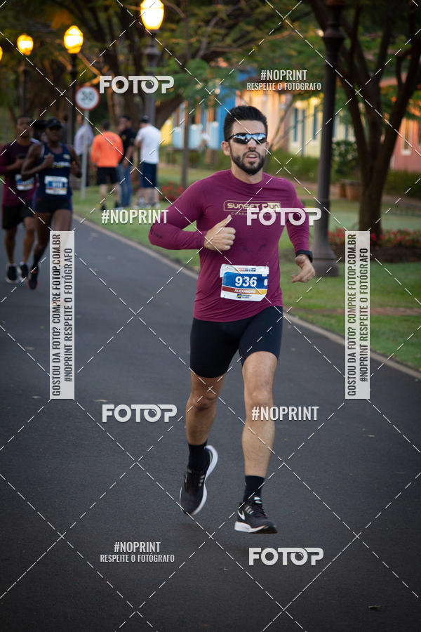 Buy your photos of the eventSunset Run 2019 on Fotop
