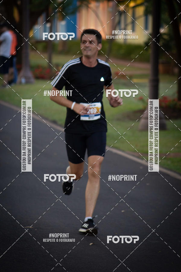 Buy your photos of the eventSunset Run 2019 on Fotop