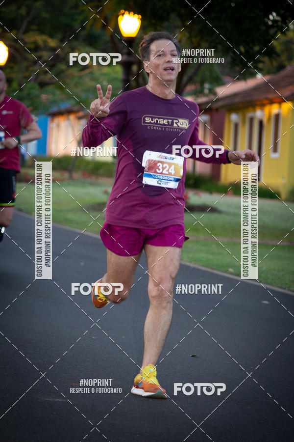 Buy your photos of the eventSunset Run 2019 on Fotop