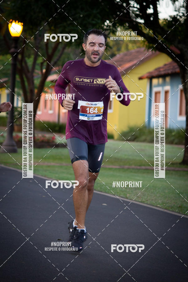 Buy your photos of the eventSunset Run 2019 on Fotop