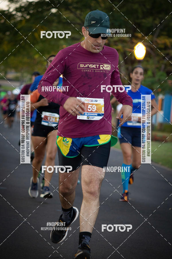 Buy your photos of the eventSunset Run 2019 on Fotop