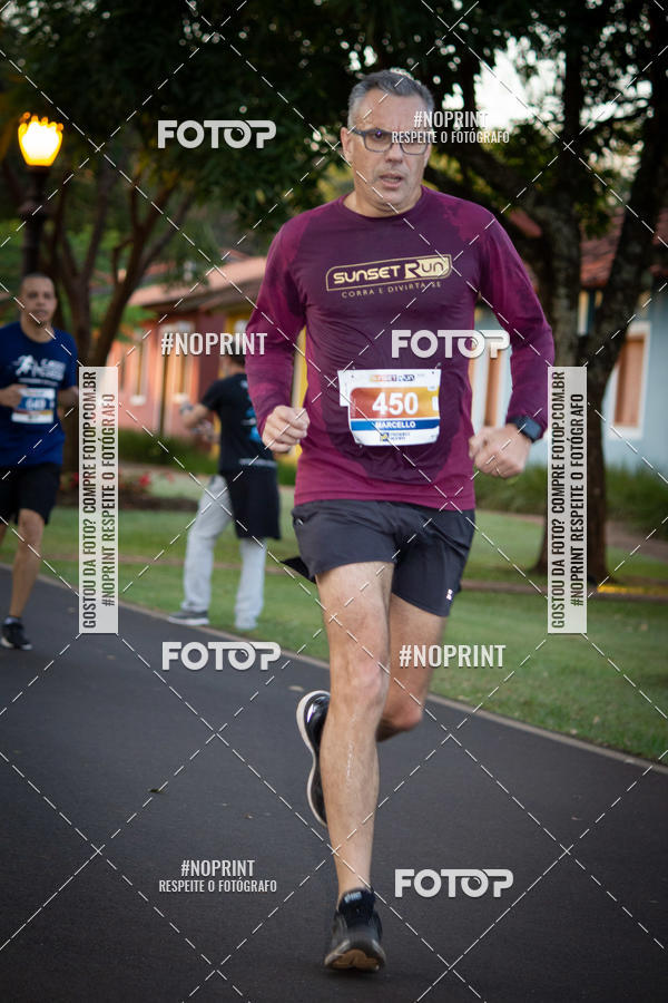 Buy your photos of the eventSunset Run 2019 on Fotop