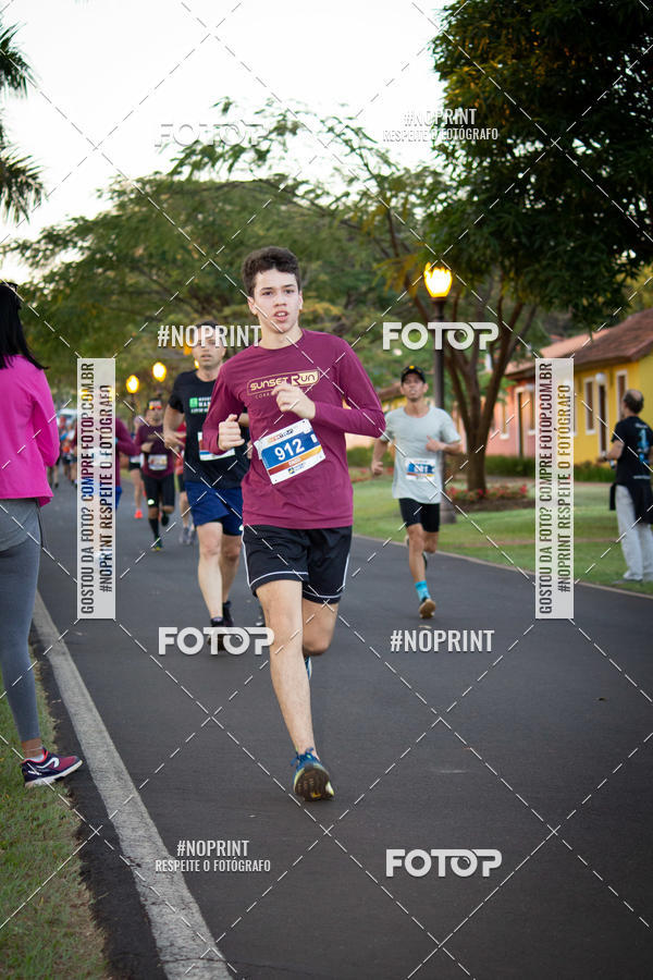 Buy your photos of the eventSunset Run 2019 on Fotop