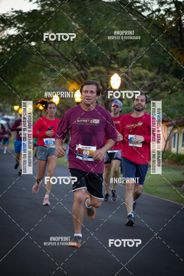 Buy your photos of the eventSunset Run 2019 on Fotop