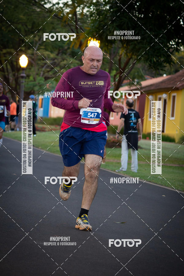 Buy your photos of the eventSunset Run 2019 on Fotop