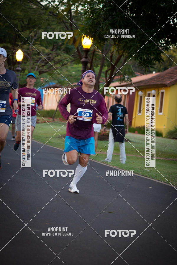 Buy your photos of the eventSunset Run 2019 on Fotop