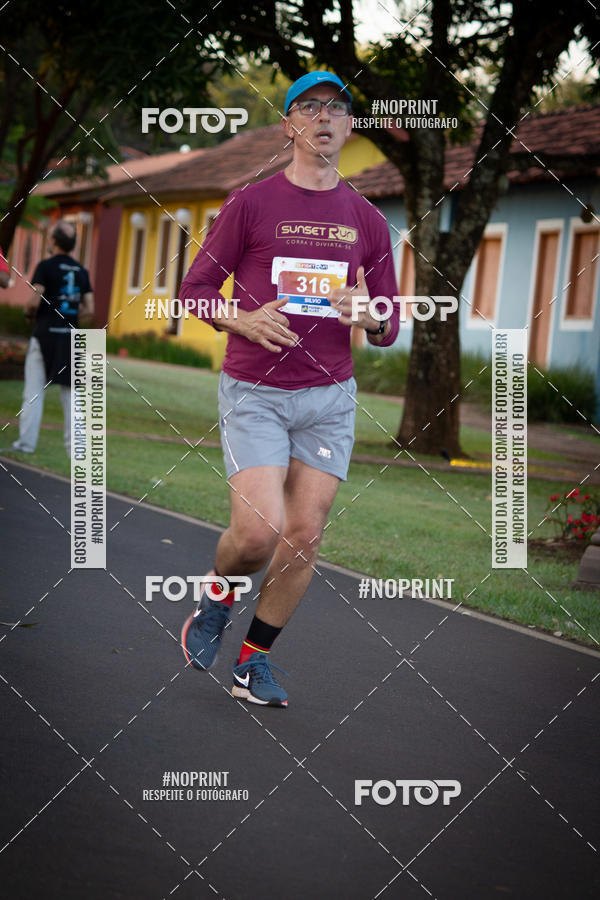 Buy your photos of the eventSunset Run 2019 on Fotop