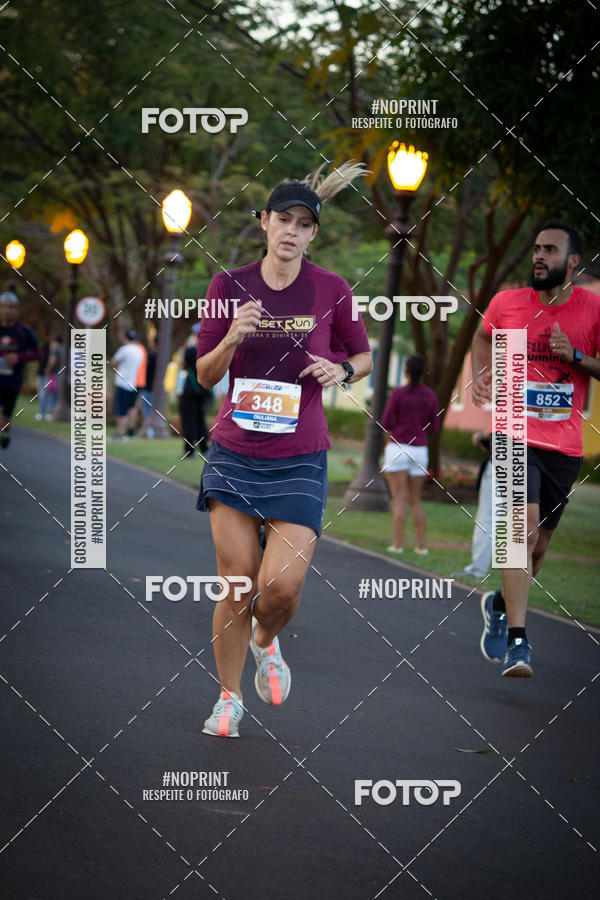 Buy your photos of the eventSunset Run 2019 on Fotop