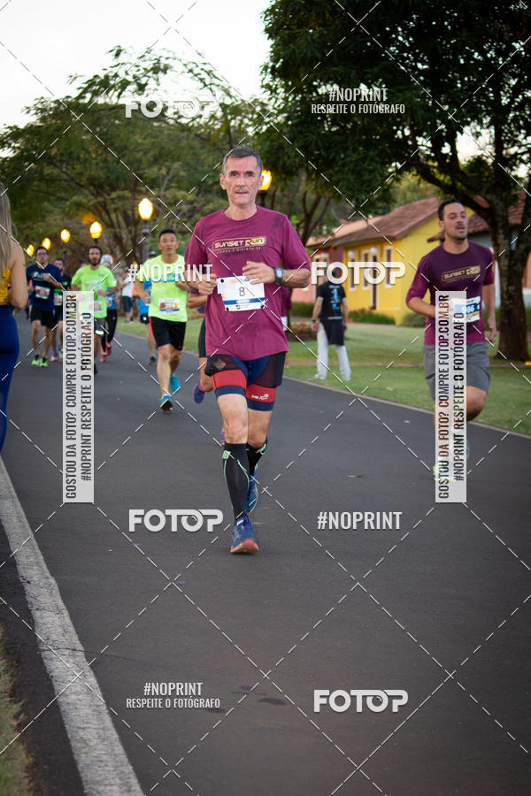 Buy your photos of the eventSunset Run 2019 on Fotop