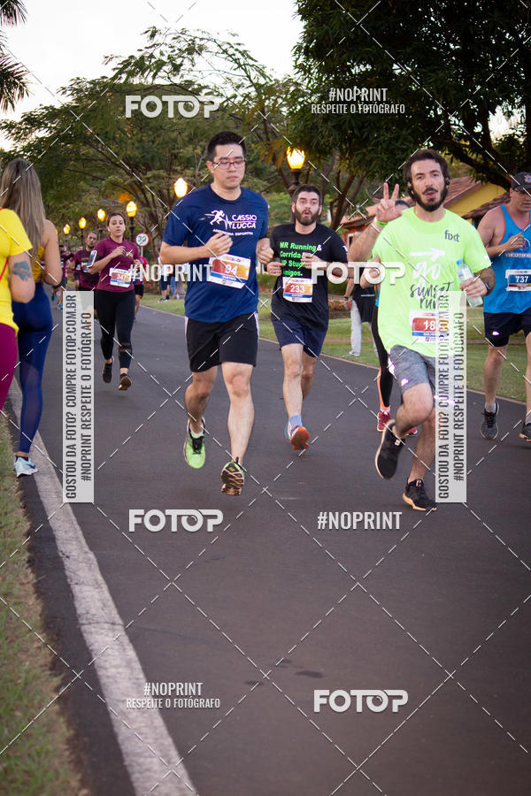 Buy your photos of the eventSunset Run 2019 on Fotop