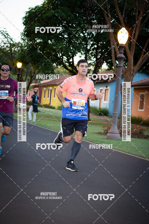Buy your photos of the eventSunset Run 2019 on Fotop