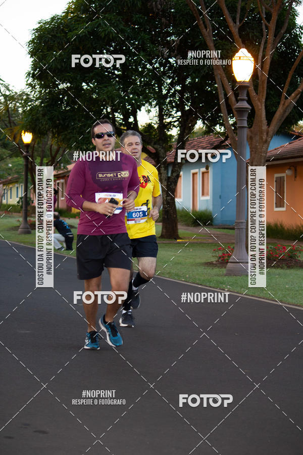 Buy your photos of the eventSunset Run 2019 on Fotop
