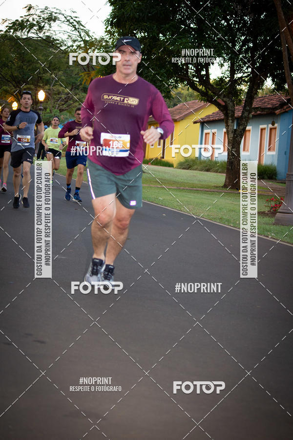 Buy your photos of the eventSunset Run 2019 on Fotop