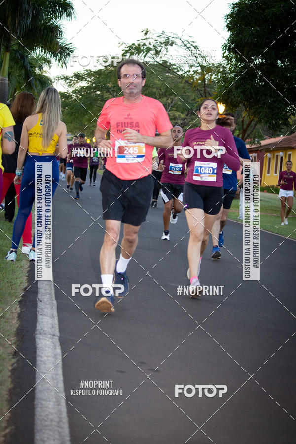 Buy your photos of the eventSunset Run 2019 on Fotop