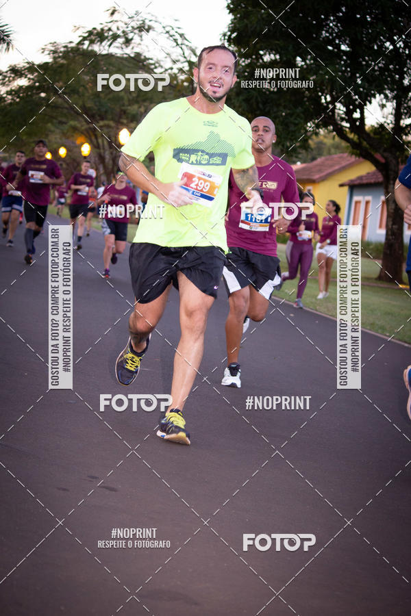 Buy your photos of the eventSunset Run 2019 on Fotop