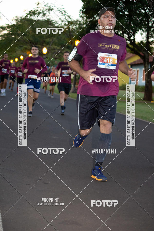 Buy your photos of the eventSunset Run 2019 on Fotop