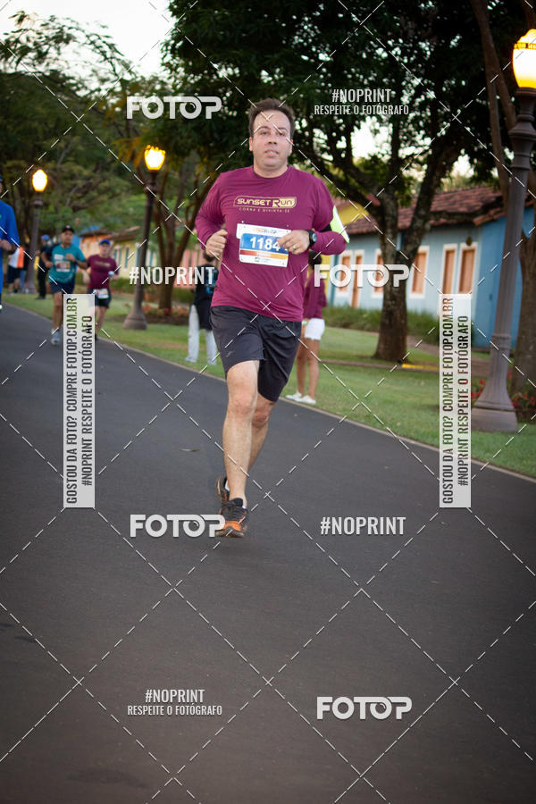 Buy your photos of the eventSunset Run 2019 on Fotop
