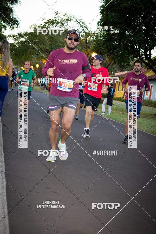 Buy your photos of the eventSunset Run 2019 on Fotop