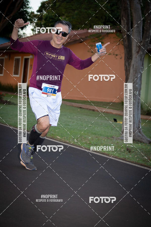 Buy your photos of the eventSunset Run 2019 on Fotop