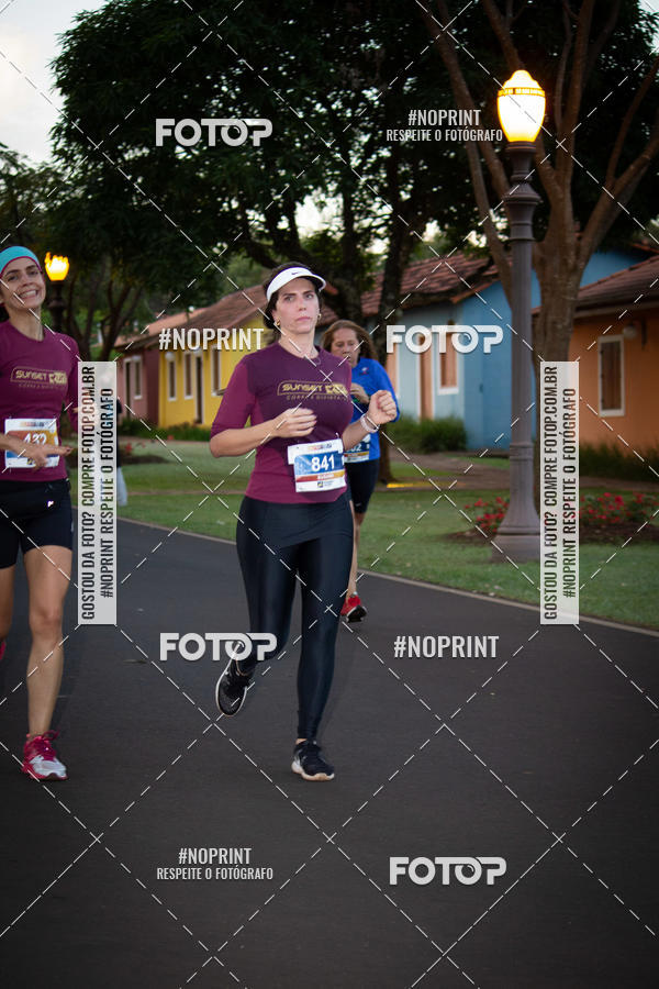 Buy your photos of the eventSunset Run 2019 on Fotop