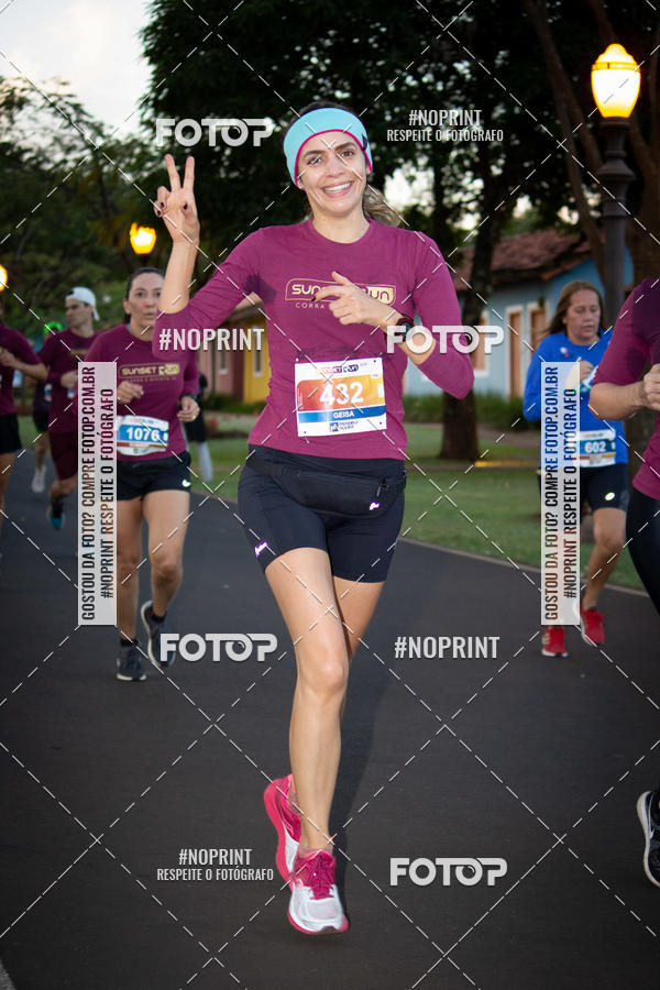 Buy your photos of the eventSunset Run 2019 on Fotop