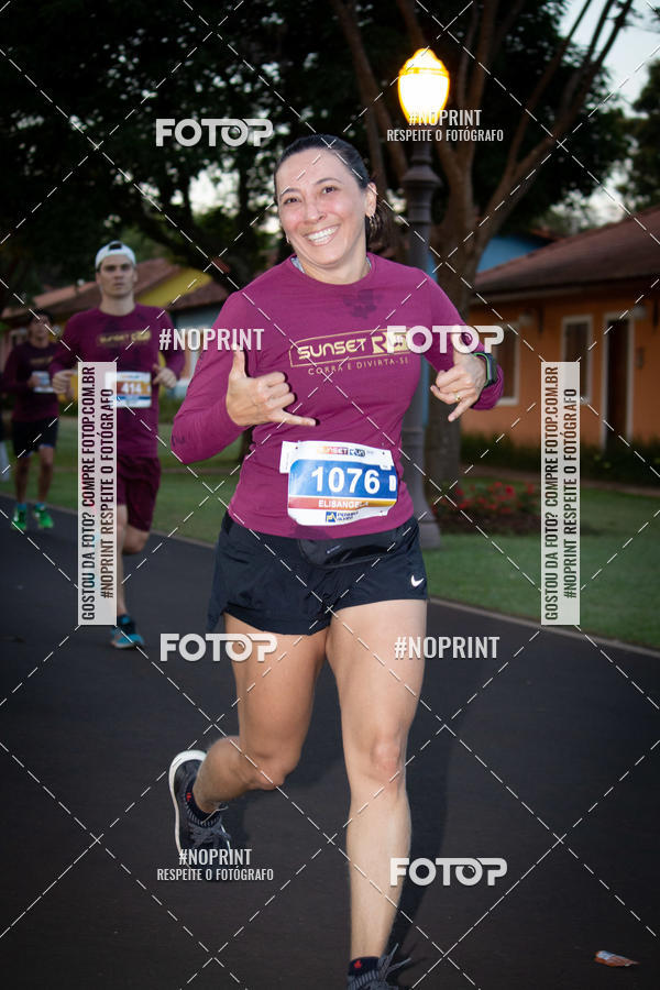 Buy your photos of the eventSunset Run 2019 on Fotop