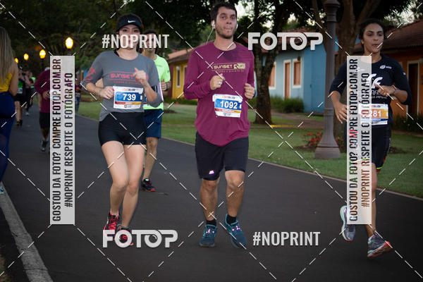 Buy your photos of the eventSunset Run 2019 on Fotop