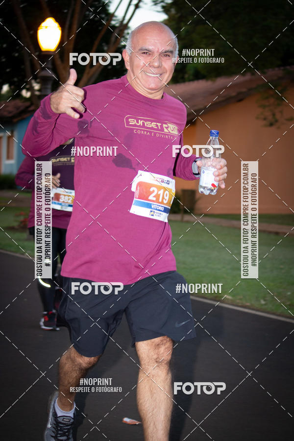 Buy your photos of the eventSunset Run 2019 on Fotop