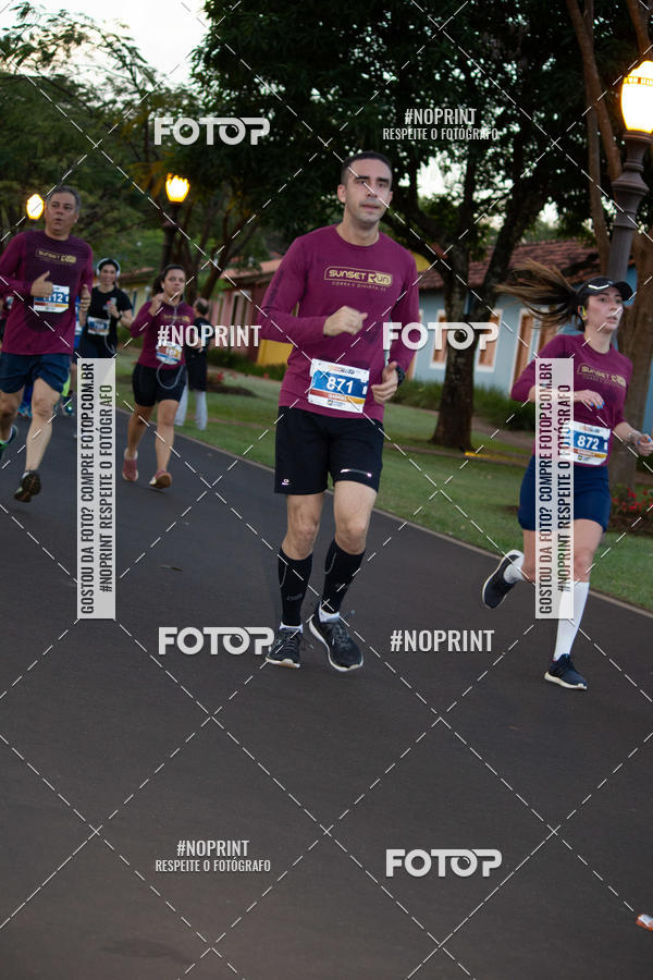 Buy your photos of the eventSunset Run 2019 on Fotop