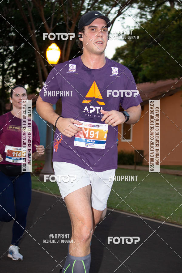 Buy your photos of the eventSunset Run 2019 on Fotop