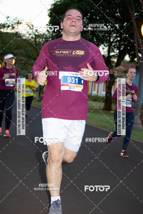 Buy your photos of the eventSunset Run 2019 on Fotop