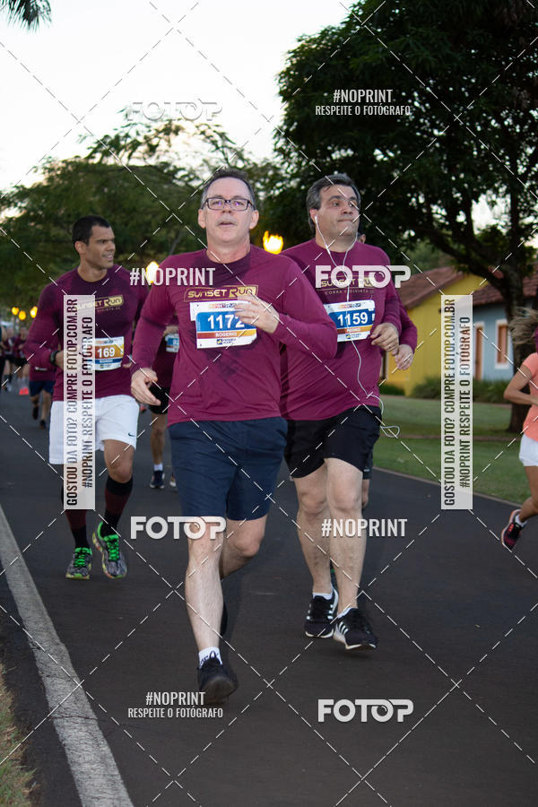 Buy your photos of the eventSunset Run 2019 on Fotop