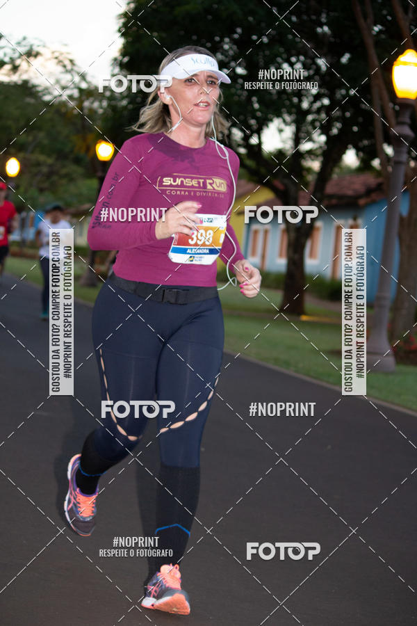 Buy your photos of the eventSunset Run 2019 on Fotop
