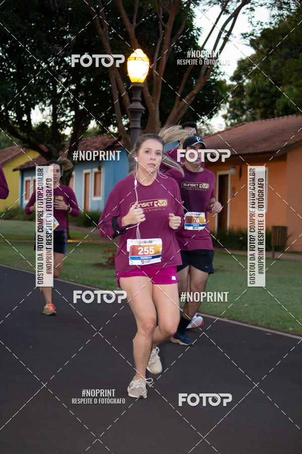 Buy your photos of the eventSunset Run 2019 on Fotop