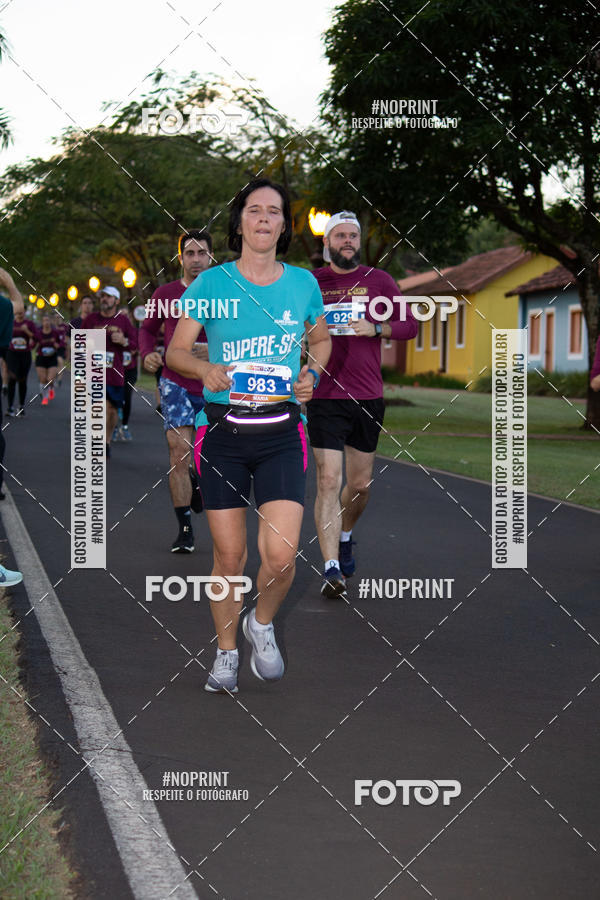 Buy your photos of the eventSunset Run 2019 on Fotop