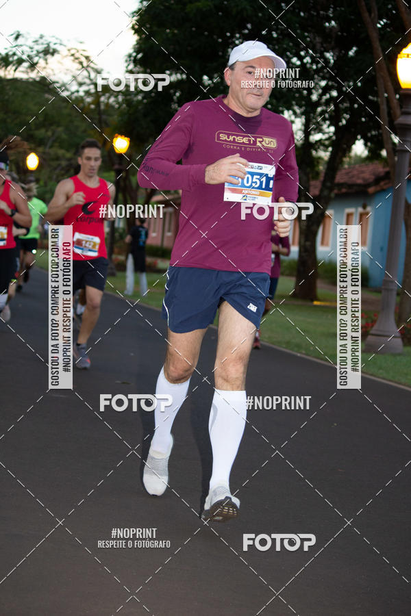 Buy your photos of the eventSunset Run 2019 on Fotop