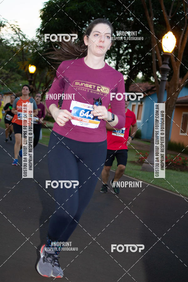Buy your photos of the eventSunset Run 2019 on Fotop