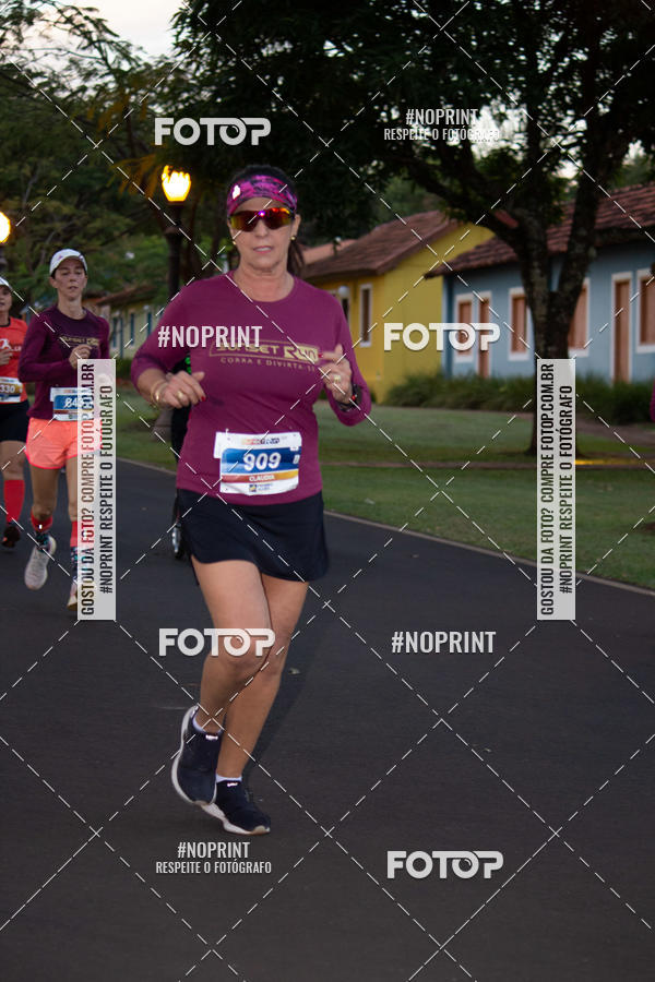 Buy your photos of the eventSunset Run 2019 on Fotop