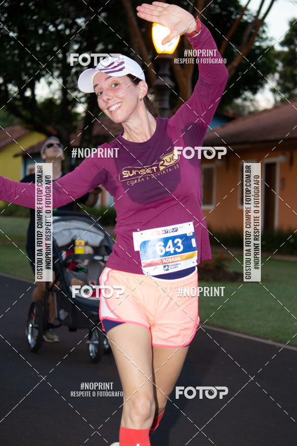 Buy your photos of the eventSunset Run 2019 on Fotop