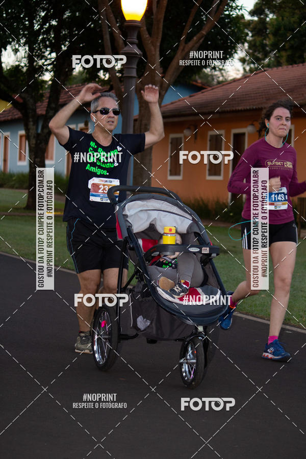 Buy your photos of the eventSunset Run 2019 on Fotop