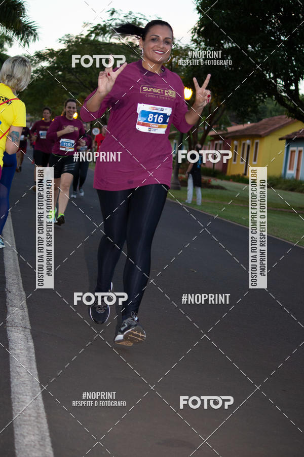 Buy your photos of the eventSunset Run 2019 on Fotop
